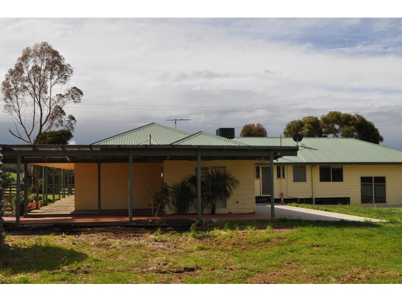 1227 Glenmore Road, Glenmore VIC 3340