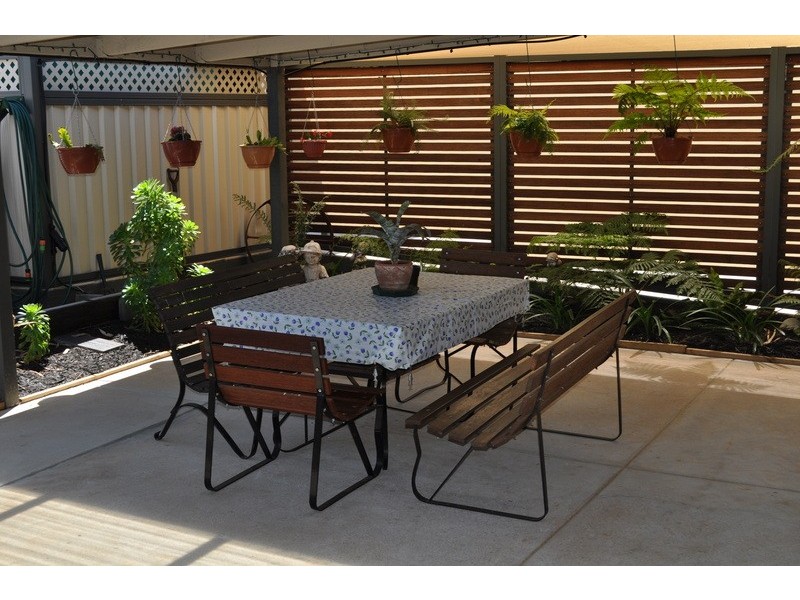 14 Grantleigh Drive, Bacchus Marsh VIC 3340