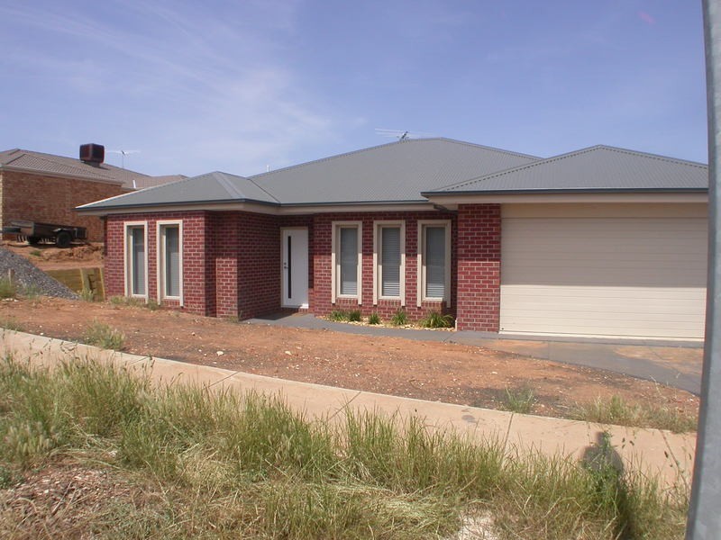 35 McCullagh Street, Bacchus Marsh VIC 3340
