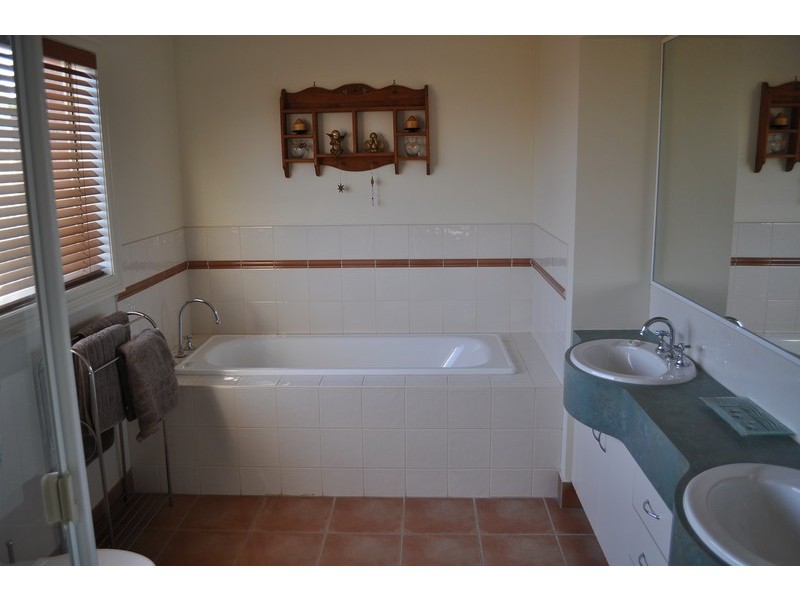 11 Hartley Court, Bacchus Marsh VIC 3340