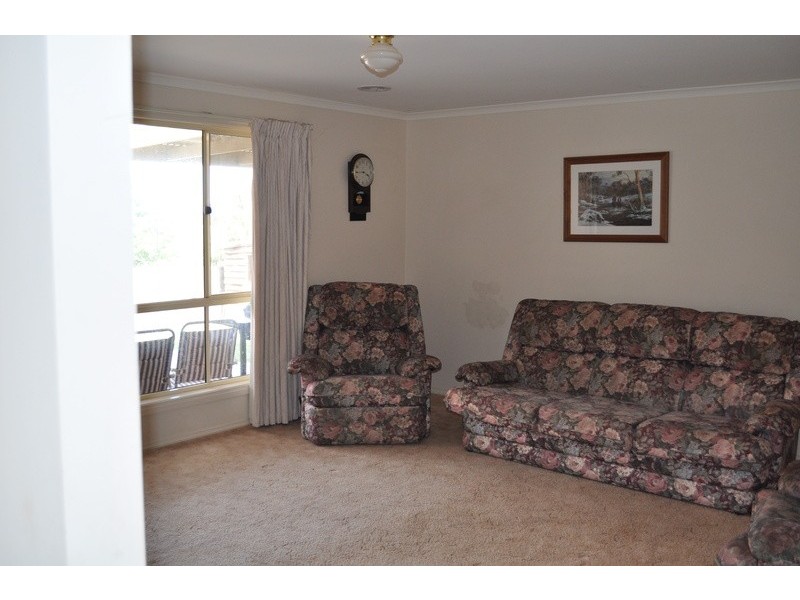 9 Wittick Street, Bacchus Marsh VIC 3340