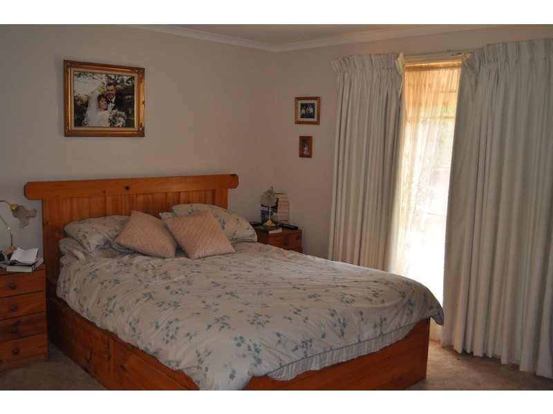 9 Wittick Street, Bacchus Marsh VIC 3340