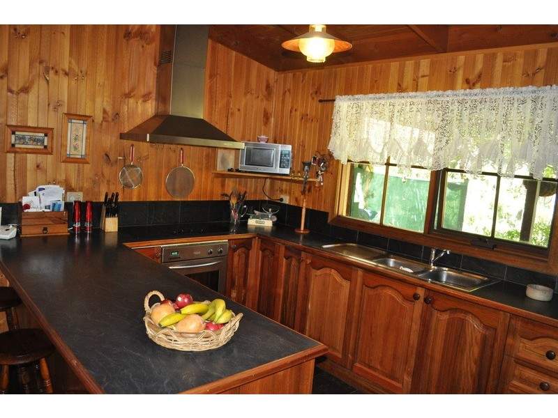 65 Dales Creek Avenue, Dales Creek VIC 3341