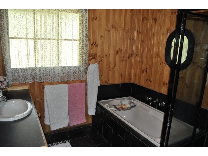 65 Dales Creek Avenue, Dales Creek VIC 3341