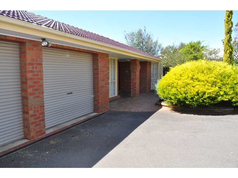 9 Quaille Court, Bacchus Marsh VIC 3340