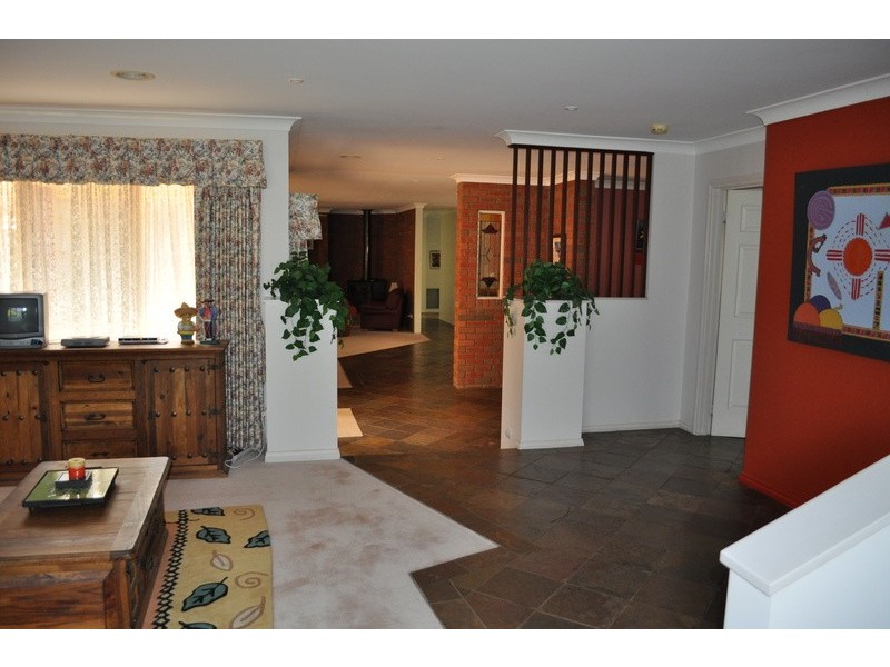 9 Quaille Court, Bacchus Marsh VIC 3340