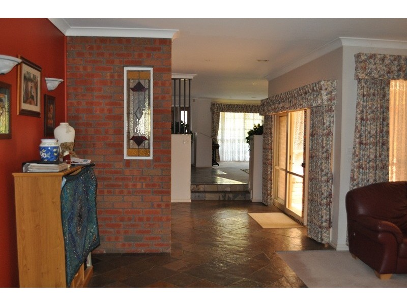 9 Quaille Court, Bacchus Marsh VIC 3340