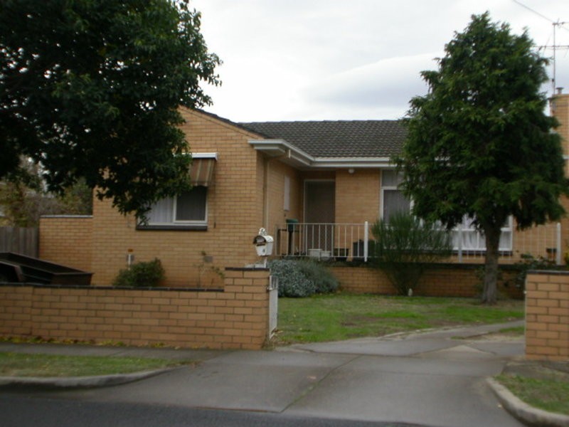 4 Malcolm Street, Bacchus Marsh VIC 3340