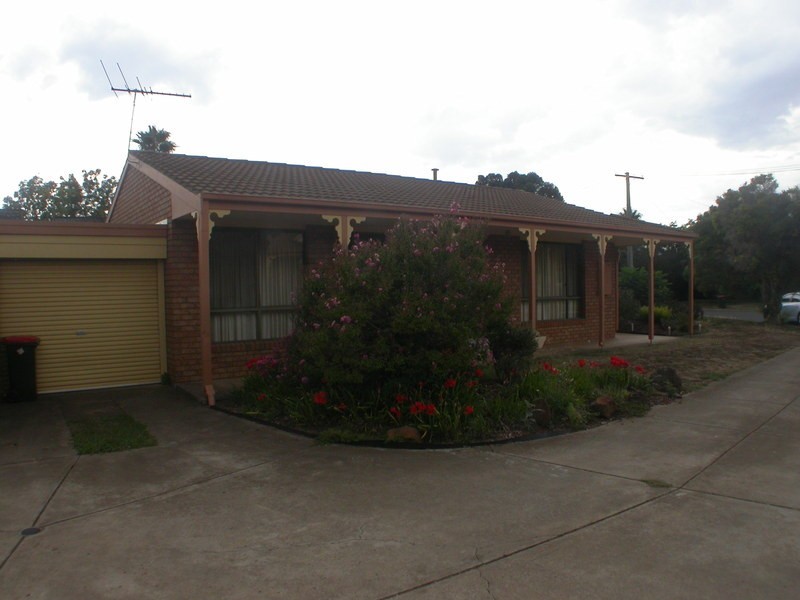 4/7-8 Shields Court, Bacchus Marsh VIC 3340