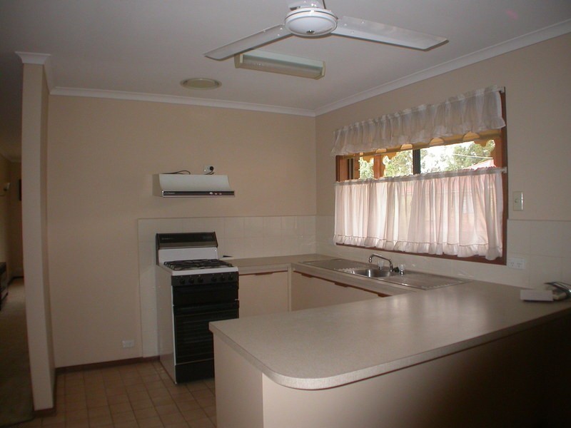 4/7-8 Shields Court, Bacchus Marsh VIC 3340