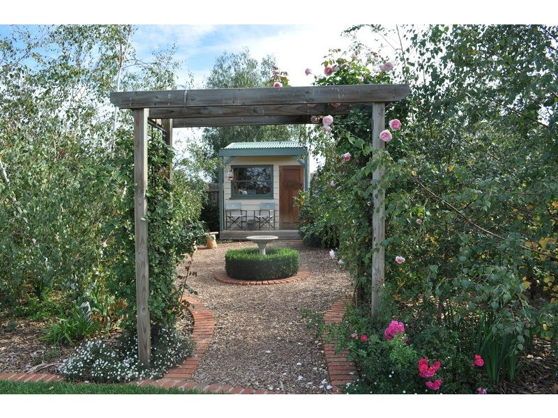 5 Bruce Court, Bacchus Marsh VIC 3340