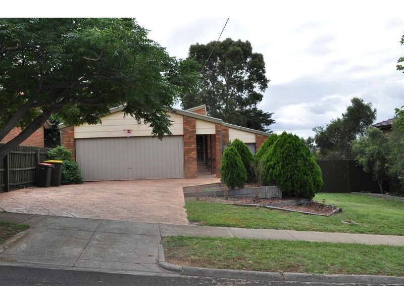 8 Watson Street, Bacchus Marsh VIC 3340