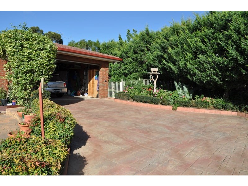 9 Ladd Court, Bacchus Marsh VIC 3340