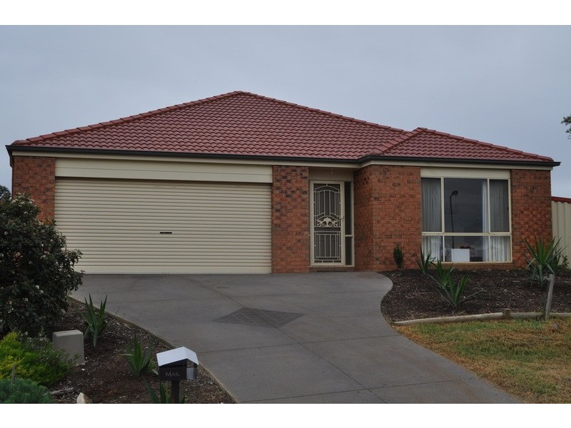 9 Tulloch Court, Bacchus Marsh VIC 3340