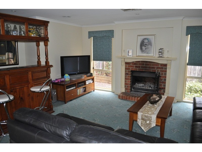9 Tulloch Court, Bacchus Marsh VIC 3340
