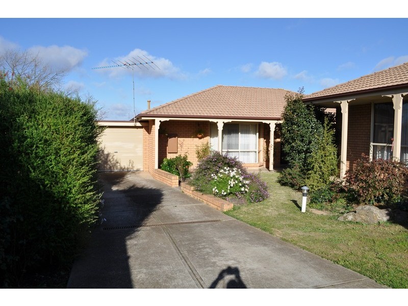 3/3 Manor Street, Bacchus Marsh VIC 3340