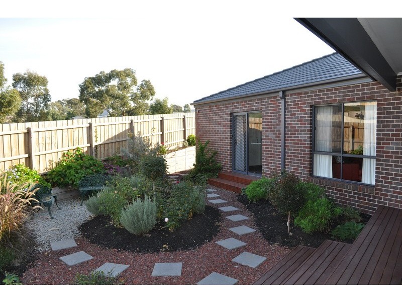 28 Dickson Street, Bacchus Marsh VIC 3340