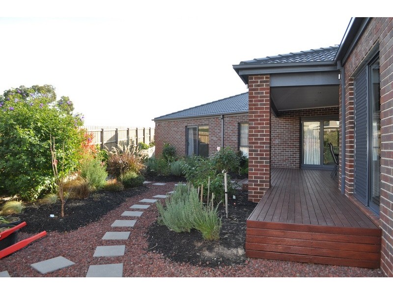 28 Dickson Street, Bacchus Marsh VIC 3340