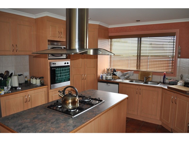 7 Fraser Court, Ballan VIC 3342