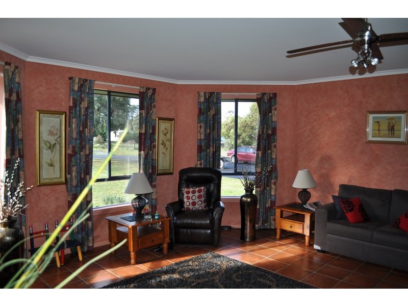 7 Fraser Court, Ballan VIC 3342