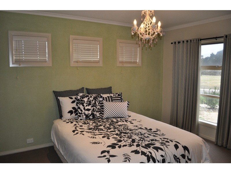 7 Lyon Place, Ballan VIC 3342