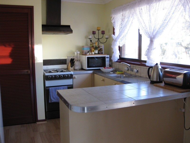 1 Bernborough Court, Bacchus Marsh VIC 3340