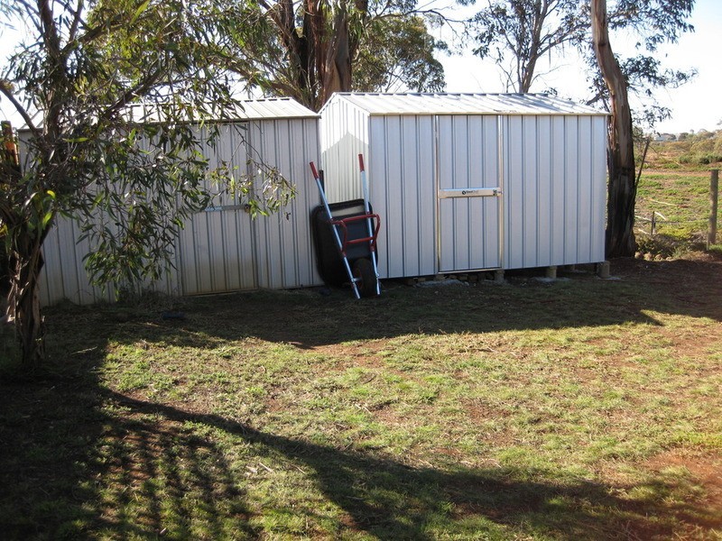 1 Bernborough Court, Bacchus Marsh VIC 3340