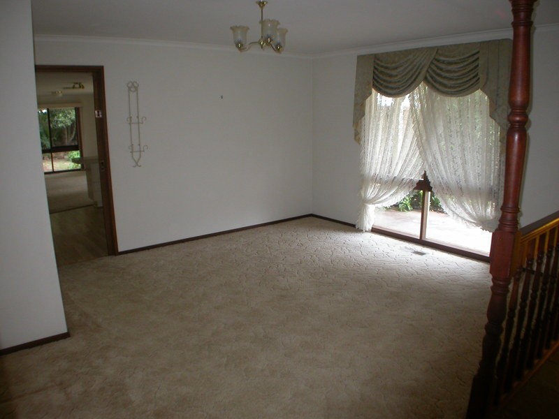 2 Margaret Drive, Bacchus Marsh VIC 3340