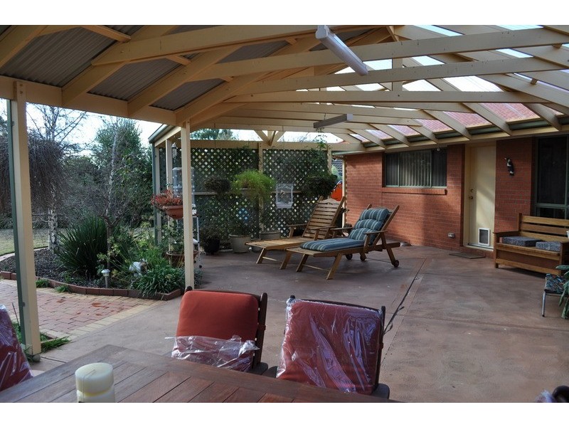 34 Cairns Drive, Bacchus Marsh VIC 3340