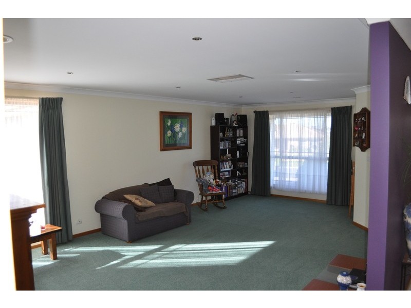 2 Rae Court, Bacchus Marsh VIC 3340