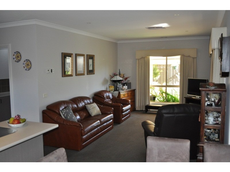 11/80 Main Street, Bacchus Marsh VIC 3340