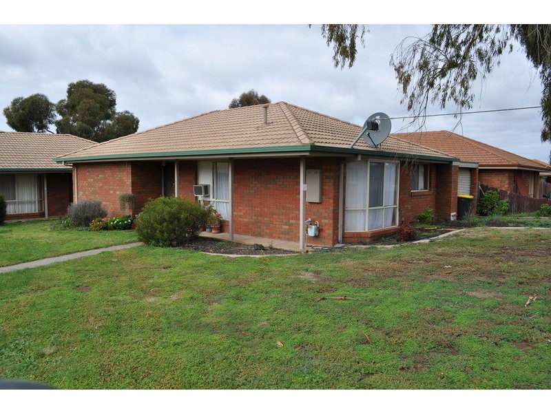 4/18 Davies Street, Bacchus Marsh VIC 3340