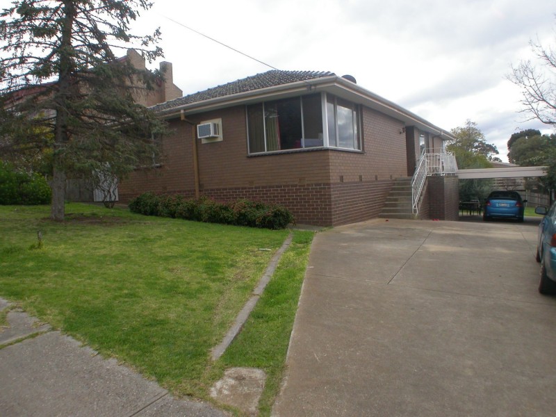 10 Muir Street, Bacchus Marsh VIC 3340