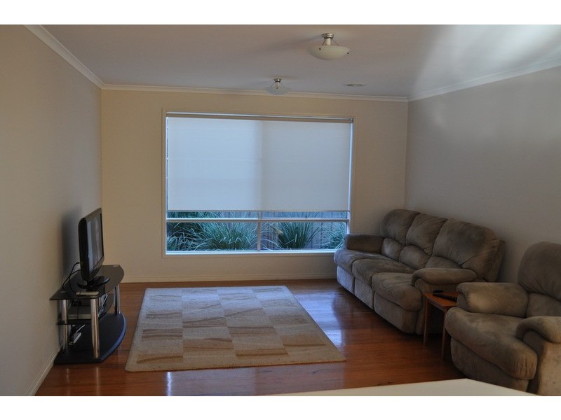 4 Riverbend Drive, Darley VIC 3340