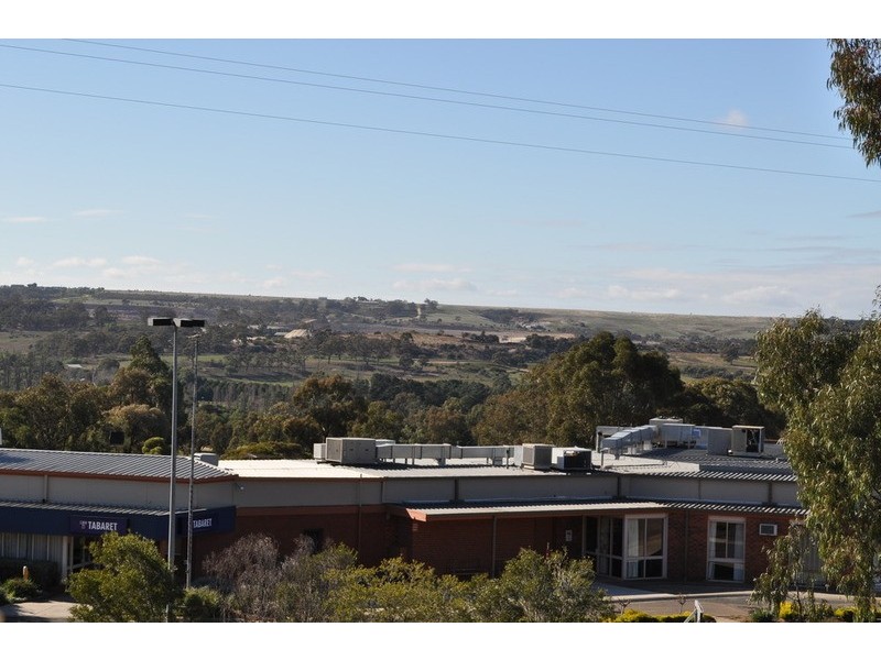 27 Links Road, Darley VIC 3340