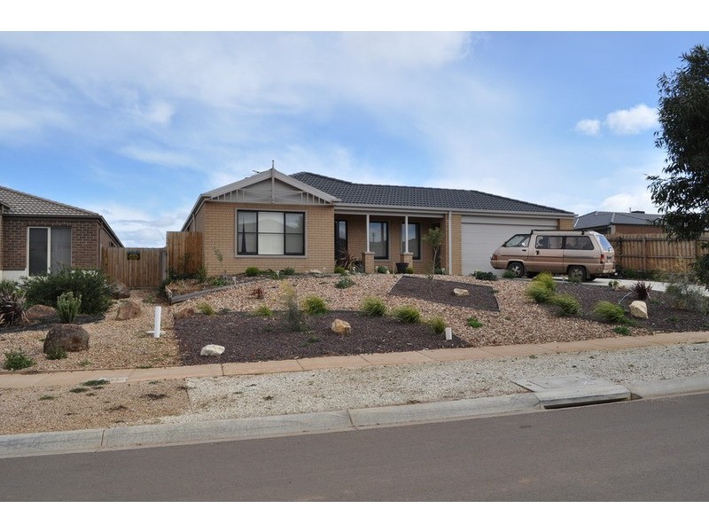 12 Silverdale Drive, Bacchus Marsh VIC 3340