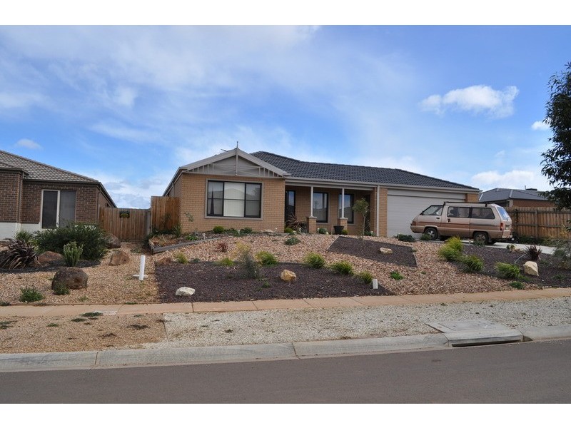 12 Silverdale Drive, Bacchus Marsh VIC 3340