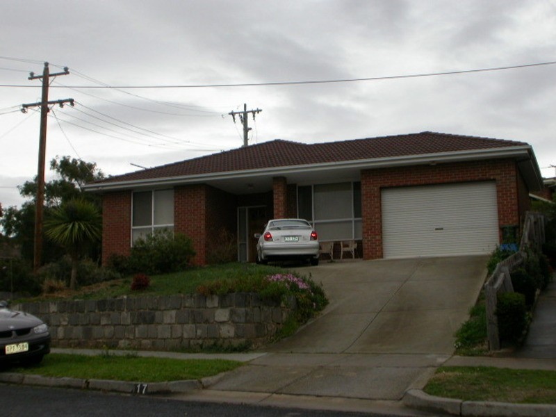 17 Madden Drive, Bacchus Marsh VIC 3340