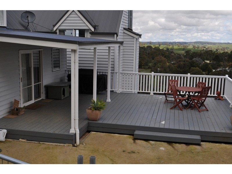 25 Kangaroo Road, Greendale VIC 3341