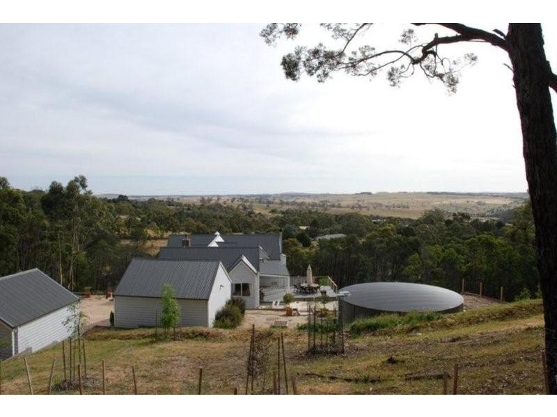 25 Kangaroo Road, Greendale VIC 3341