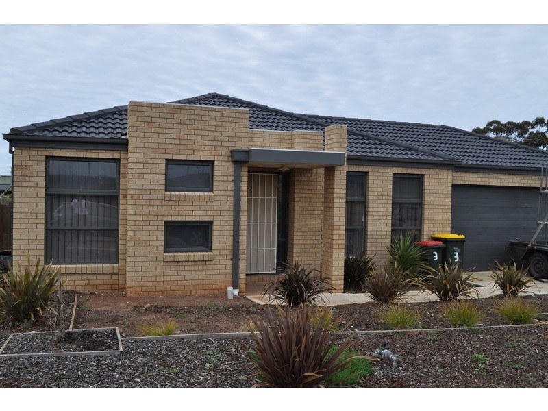 3 Harry Vallence Drive, Bacchus Marsh VIC 3340