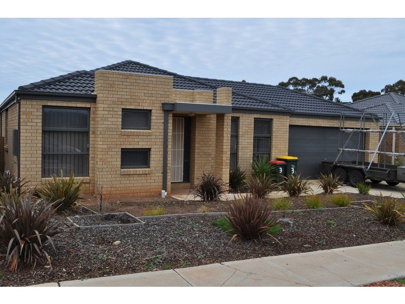 3 Harry Vallence Drive, Bacchus Marsh VIC 3340