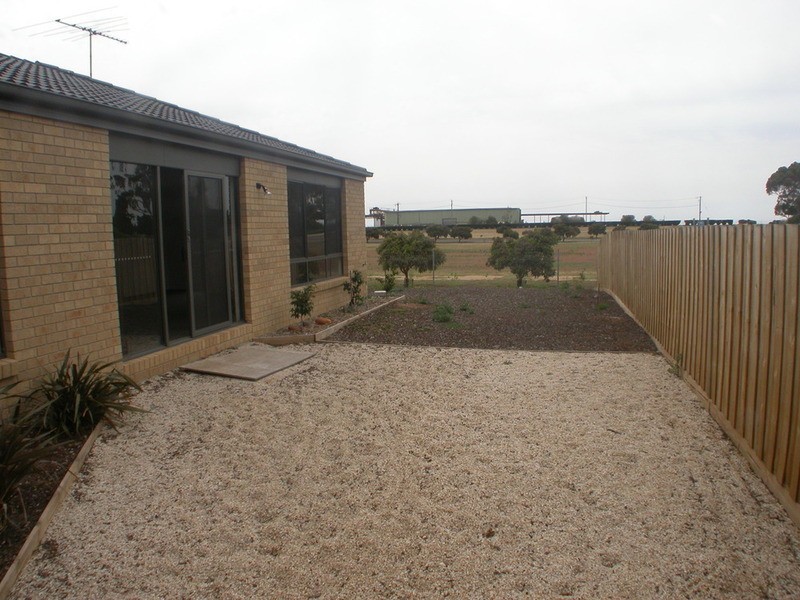 3 Harry Vallence Drive, Bacchus Marsh VIC 3340