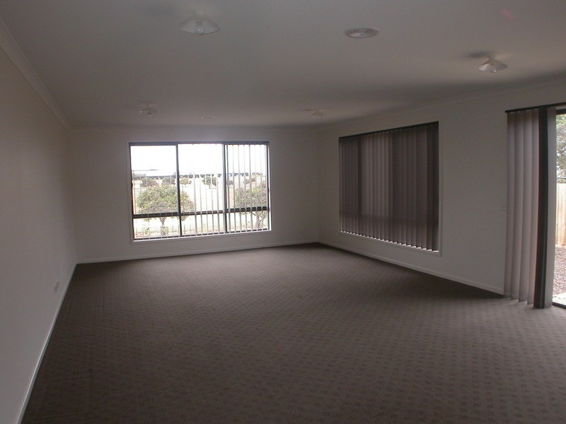 3 Harry Vallence Drive, Bacchus Marsh VIC 3340