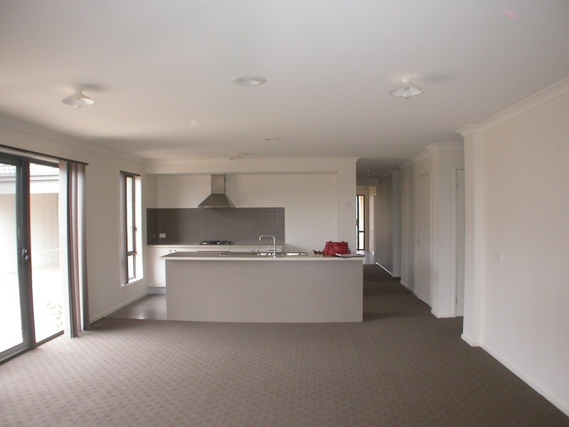 3 Harry Vallence Drive, Bacchus Marsh VIC 3340