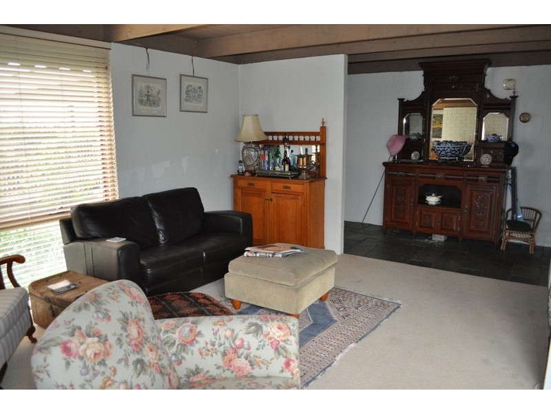 39 Riversdale Crescent, Bacchus Marsh VIC 3340