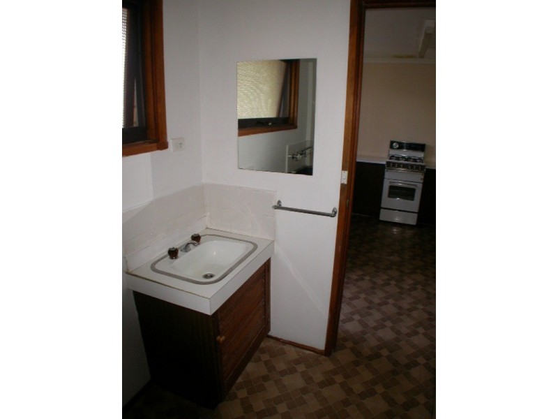 2/7 Standfield Street, Bacchus Marsh VIC 3340