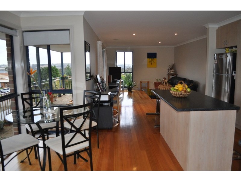 12 McLeod Drive, Bacchus Marsh VIC 3340