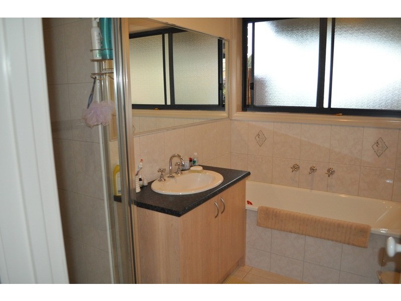 12 McLeod Drive, Bacchus Marsh VIC 3340