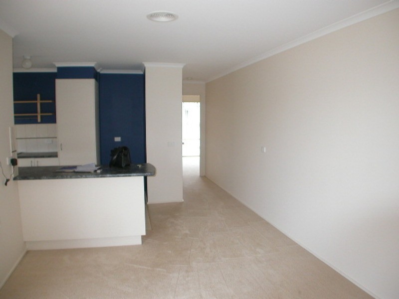 24 McLennan Avenue, Bacchus Marsh VIC 3340